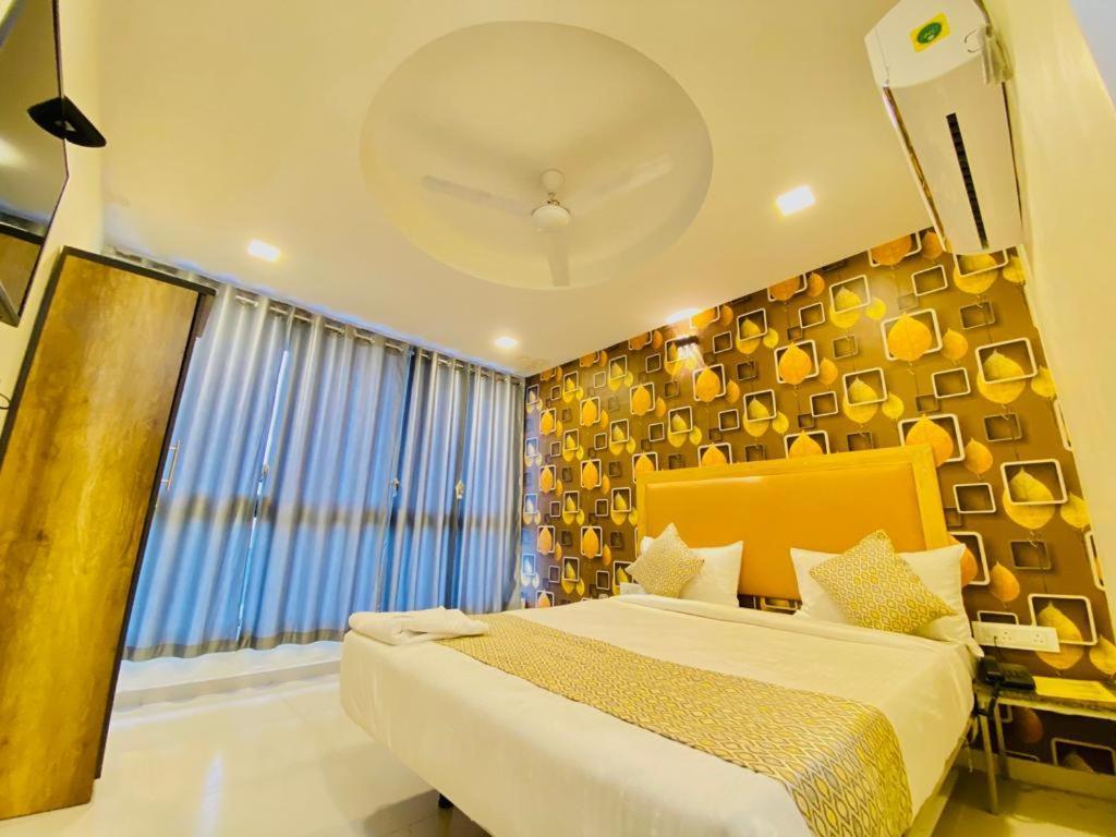 Hotel Alexa By Abc Ahmedabad Exterior foto